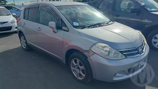 2008 Nissan Tiida Hatch Photo