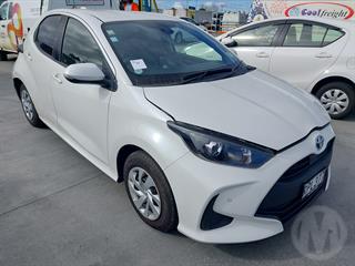 2021 Toyota Yaris Hybrid Hatch Photo
