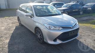 2015 Toyota Corolla Fielder Hybrid Station Wagon Photo