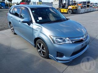2014 Toyota Corolla Fielder Hybrid Station Wagon Photo