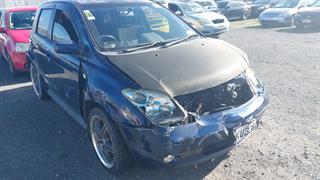 2003 Toyota IST Hatch Photo