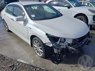 2013 Honda Accord Hybrid Sedan Photo