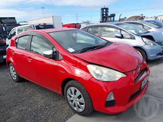 2014 Toyota Aqua Hatch Photo