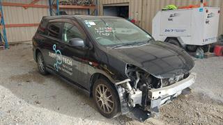 2011 Nissan Wingroad Station Wagon Photo