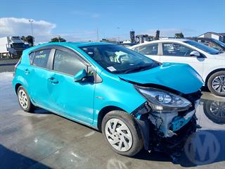 2017 Toyota Aqua Hybrid Hatch Photo