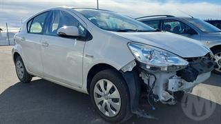 2017 Toyota Aqua Hybrid Hatch Photo