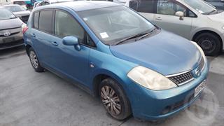 2005 Nissan Tiida Hatch Photo