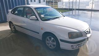 2005 Hyundai Elantra 2.0 GLS 5D A4 Hatch Photo