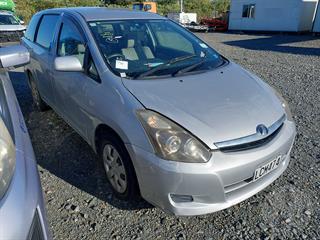 2008 Toyota Wish Station Wagon Photo