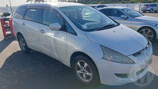 2004 Mitsubishi Grandis Station Wagon Photo