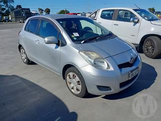 2008 Toyota Vitz Hatch Photo