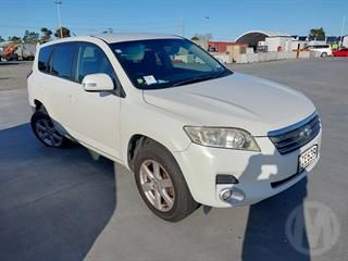 2009 Toyota Vanguard Station Wagon Photo