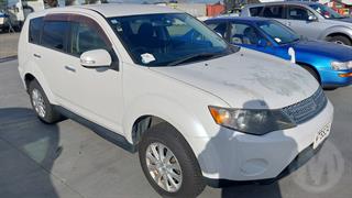 2012 Mitsubishi Outlander Station Wagon Photo