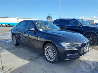 2012 BMW 320d Sedan 4DR 8A 2.0L Sedan Photo