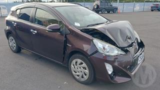 2016 Toyota Aqua Hatch Photo