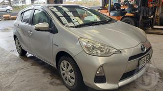 2014 Toyota Aqua Hatch Photo