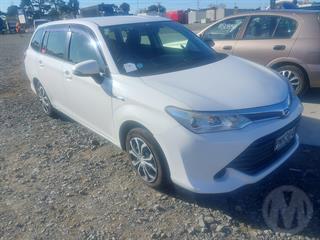 2015 Toyota Corolla Fielder Hybrid Station Wagon Photo