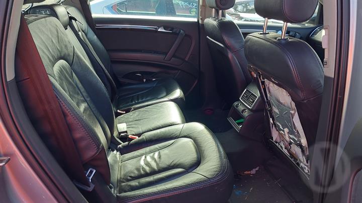 Lazy Owl Image