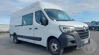 2022 Renault Master Elwb L4H3 Van GVM 4,495kg Photo