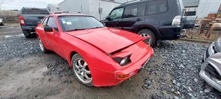 1984 Porsche 944 Hatch Photo