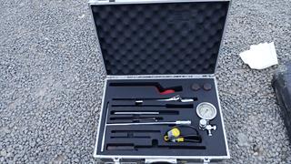 Pressure Testing Kit Workshop Equipment (GP) Photo