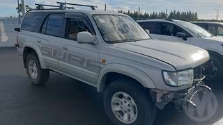 1998 Toyota Hilux Surf Station Wagon Photo