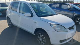 2005 Mazda Demio Hatch Photo