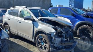 2015 Toyota RAV4 GXL SUV 2.0P/CVT/SW Station Wagon Photo