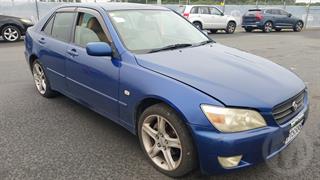 2001 Toyota Altezza Sedan Photo