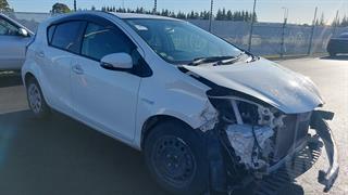 2016 Toyota Aqua Hatch Photo