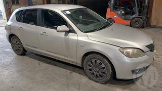 2006 Mazda Axela Sport Hatch Photo