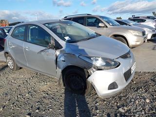 2007 Mazda Demio Hatch Photo