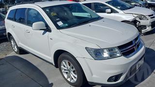 2015 Dodge Journey SXT 3.6P/6AT/SW/5DR Station Wagon Photo