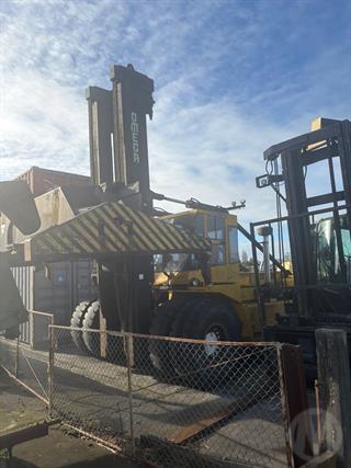 Clark Omega 48 C Container Forklift Photo