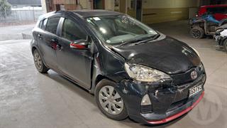 2015 Toyota Aqua Hatch Photo