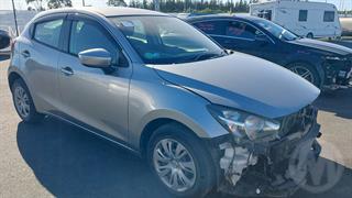2015 Mazda Demio Hatch Photo
