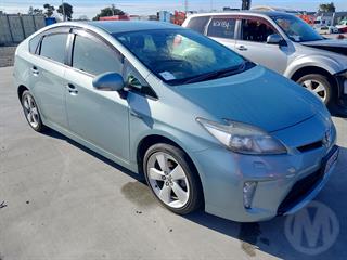 2012 Toyota Prius Hybrid Hatch Photo