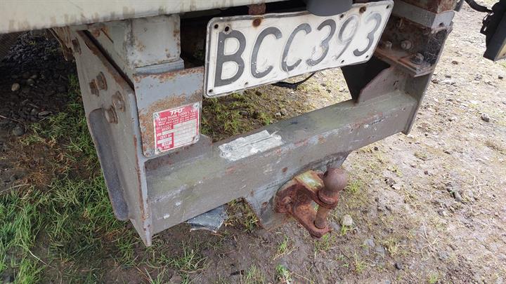 Lazy Owl Image