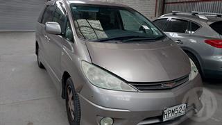 2005 Toyota Estima Station Wagon Photo