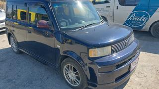2005 Toyota BB Station Wagon Photo