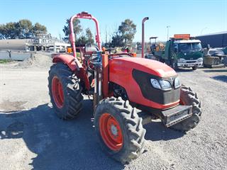 2008 Kubota M6040 Tractor Photo