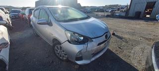 2014 Toyota Aqua Hybrid Hatch Photo