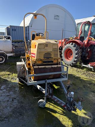 1999 Dynapac CC92 Roller (Compactor) Photo