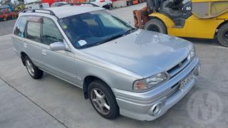 1997 Nissan Wingroad Station Wagon Photo