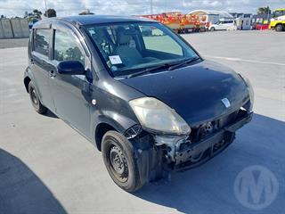 2006 Toyota Passo Hatch Photo