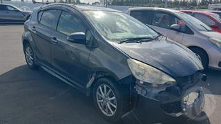 2014 Toyota Aqua Hatch Photo