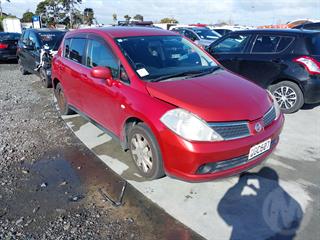2007 Nissan Tiida Hatch Photo