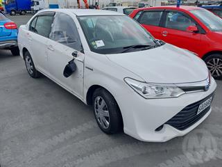 2016 Toyota Corolla Axio Hybrid Sedan Photo