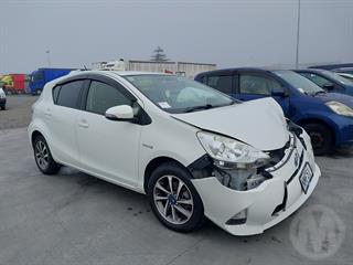 2014 Toyota Aqua Hatch Photo