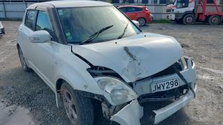 2005 Suzuki Swift Hatch Photo